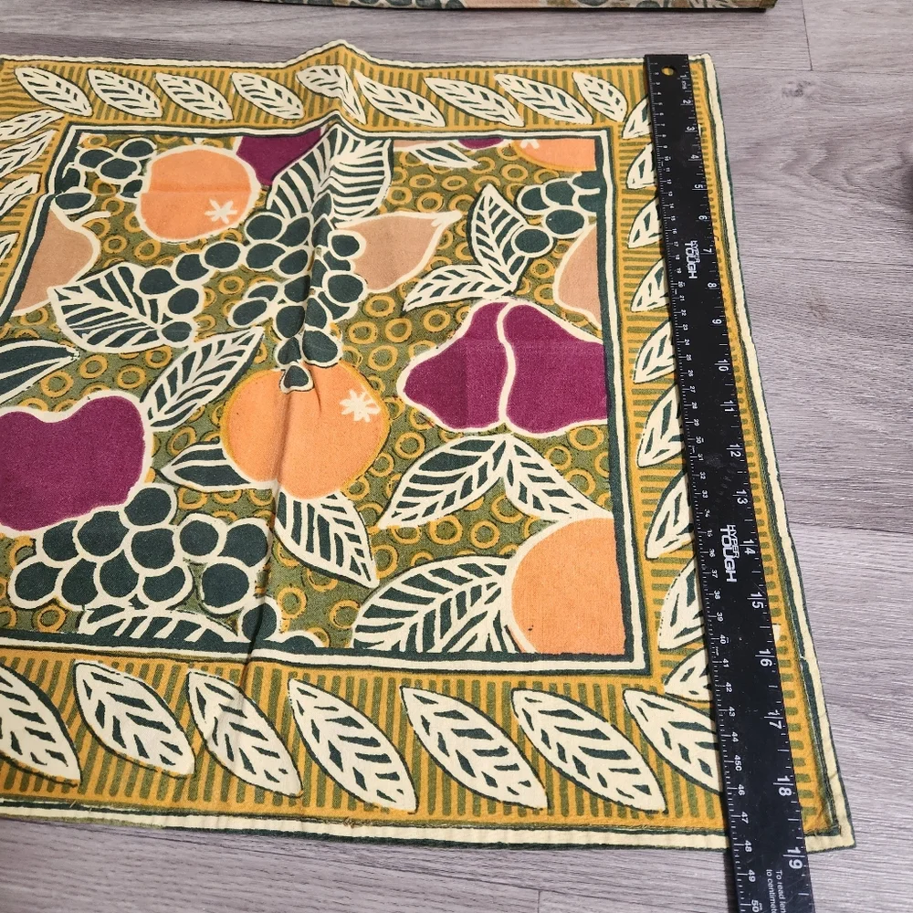 Vintage‎ Pottery Barn Fruit Leaf Cotton Placemats Set of 2 Mustard Orange Purple